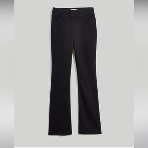 Madewell Pull-On Skinny Flare Jeans in Black Frost Item NG609